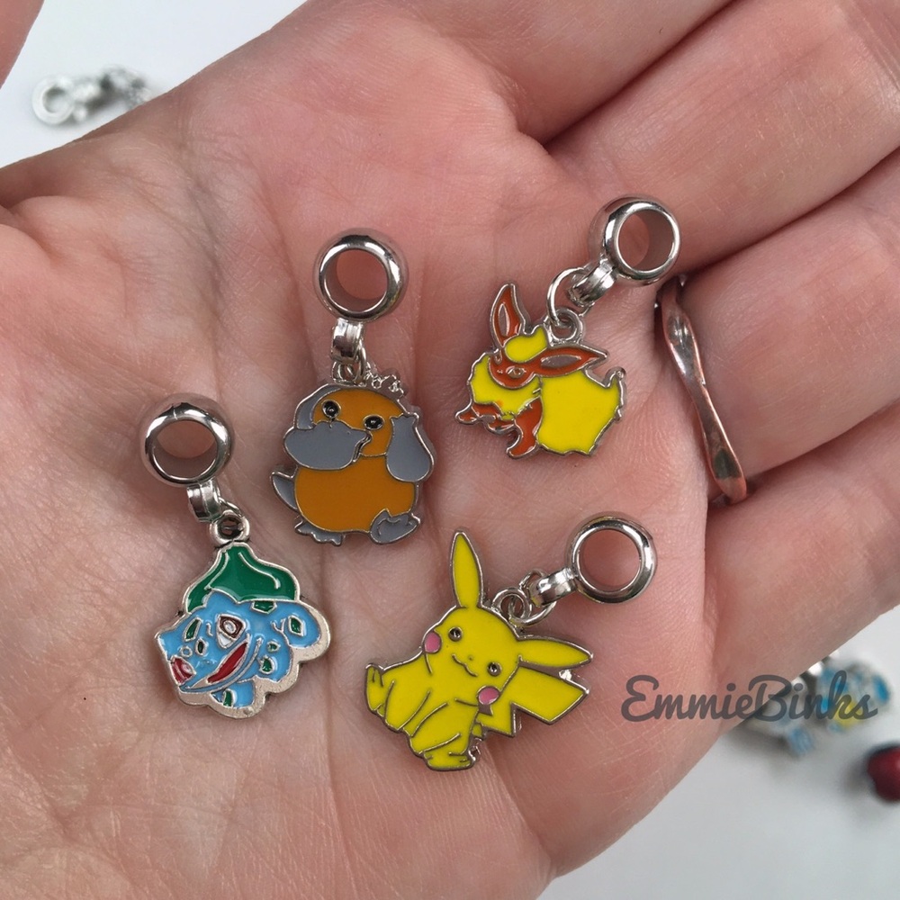 ✨3for$38 New 9 Charm Pokémon Character Silver Enamel Charm Bracelet ~ Pokémon - Picture 4 of 14